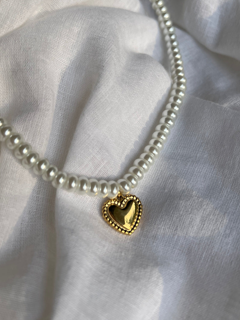Pearl and Love Heart Choker Necklace